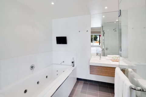 Drouin Motel - Accommodation Gladstone 4