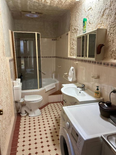 Down To Erth B&B - Accommodation Gladstone 1