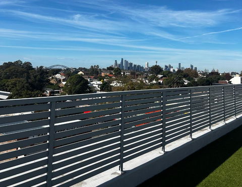 Drummoyne Apartment - Accommodation Gladstone 0