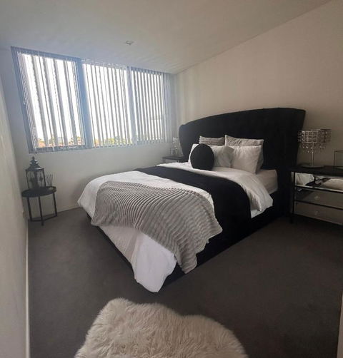 Drummoyne Apartment - Accommodation Gladstone 4