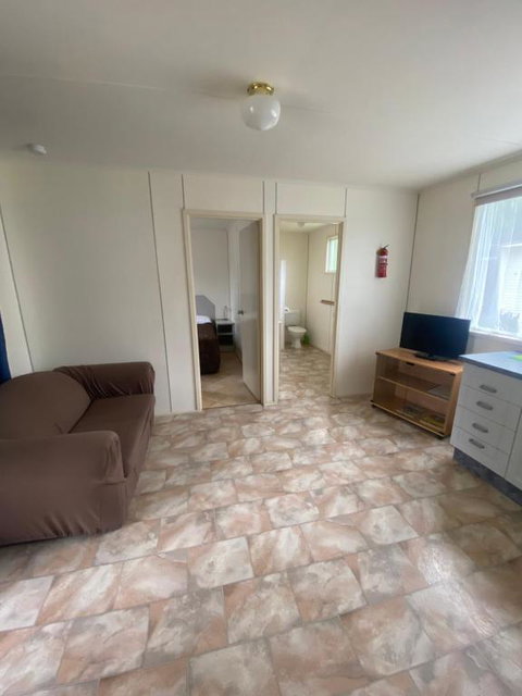 Eagle Point Caravan Park - Accommodation Gladstone 1