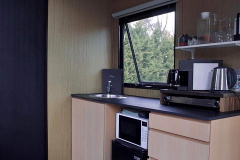 El Caballo Tiny Escape By Tiny Away - Accommodation Gladstone 4