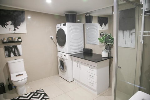 Eleda House - Accommodation Gladstone 4