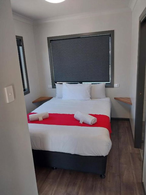 Emerald Tourist Park - Accommodation Gladstone 3