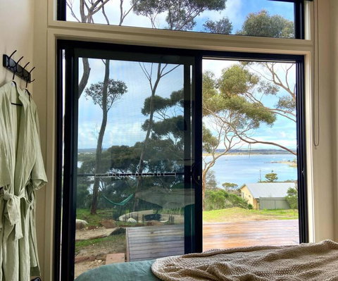 Essence Kangaroo Island - Tiny Home American River - Accommodation Gladstone 3