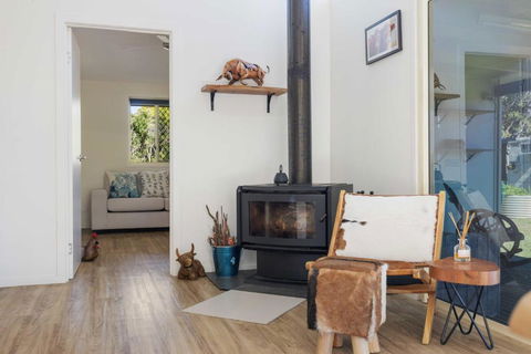 Fiery, Cozy Starry Nights - Farm Stay! - Accommodation Gladstone 0