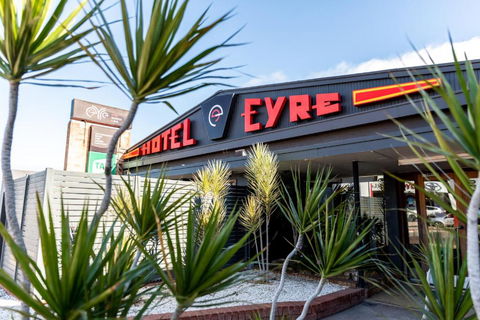 Eyre Hotel - Accommodation Gladstone 4