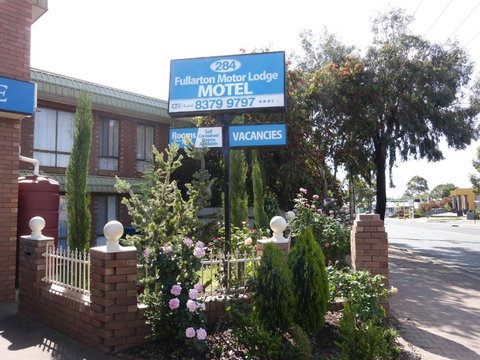 Fullarton Motor Lodge - Accommodation Gladstone 0