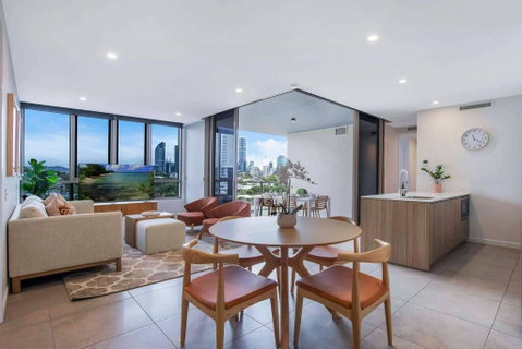 Gabba Oasis:Luxury 3BRM Apt Pool - Accommodation Gladstone 0