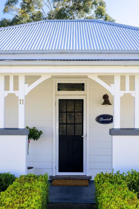 Gambell Cottage - Country Charm - Accommodation Gladstone 1