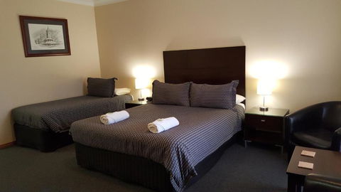 Gateway Motor Inn - Self Check-In - Accommodation Gladstone 3