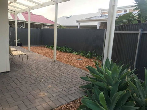 Gawler Townhouse U1 1 Bedroom - Accommodation Gladstone 4