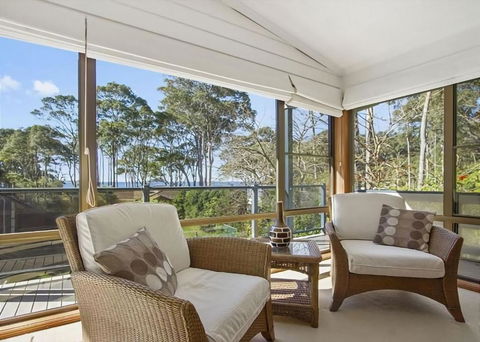 George Bass Drive A Well Kept Secret - Accommodation Gladstone 0