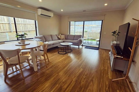 Getaway On Amaroo Way - Accommodation Gladstone 0