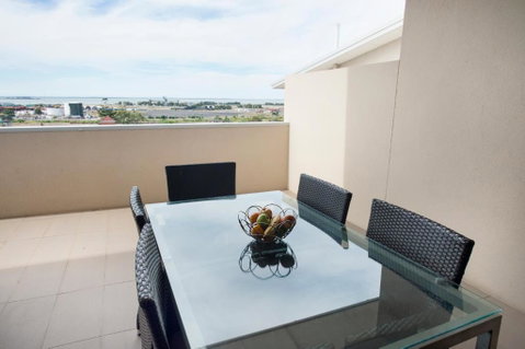 Gladstone City Central Apartment Hotel Official - Accommodation Gladstone 1