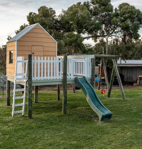 Glen Mervyn Lodge - Accommodation Gladstone 2