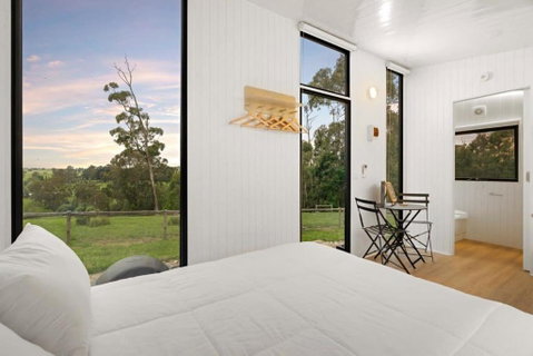 Glorious Escape By Tiny Away - Accommodation Gladstone 4