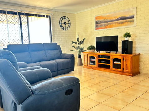 Golden Sunset-Shark Bay Denham - Accommodation Gladstone 0