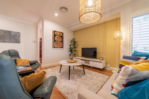 Greenmount Getaway - Accommodation Gladstone 1