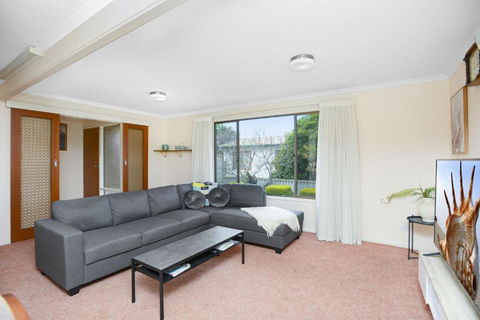 Great Location Stay And Relax - Accommodation Gladstone 3