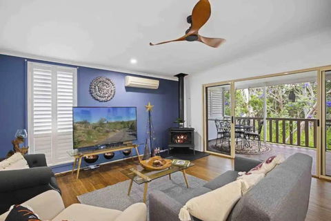 Green View Retreat Only 7 Minutes To Terrigal Beach - Accommodation Gladstone 0