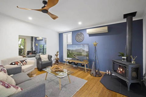 Green View Retreat Only 7 Minutes To Terrigal Beach - Accommodation Gladstone 2