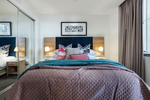Groovy Apt Near Casino W Parking & Heated Pool - Accommodation Gladstone 1