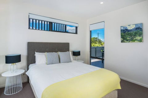 H6B - Round About Bulimba - Accommodation Gladstone 2
