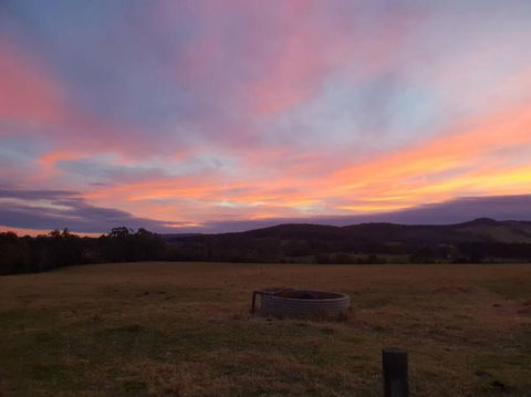Handsome Hills Dairy Retreat - Accommodation Gladstone 1
