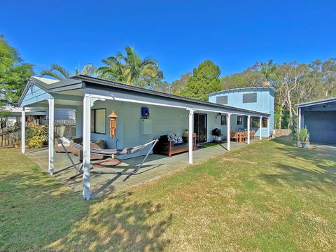 HAPPY DAZE - Accommodation Gladstone 0