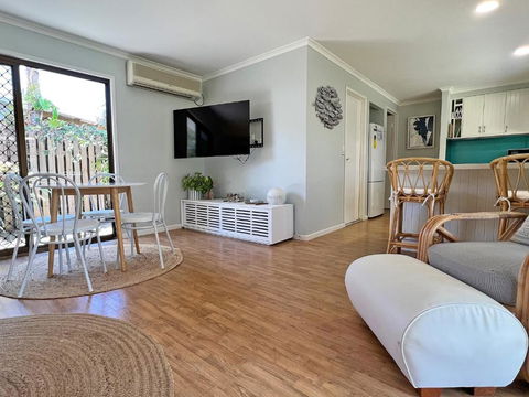 HAPPY DAZE - Accommodation Gladstone 1