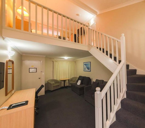 Harbour Sails Motor Inn - Accommodation Gladstone 1