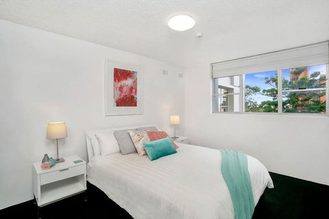 HARIS - Modern 2BR Apartment With Views - Accommodation Gladstone 2