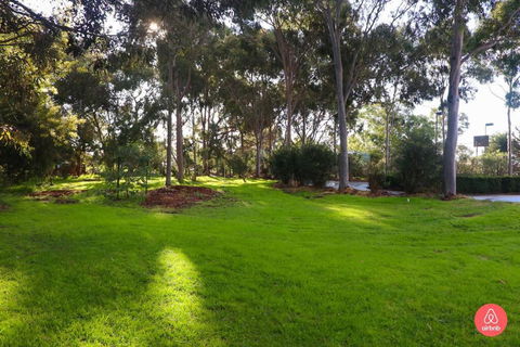 Heathervilla - Accommodation Gladstone 0