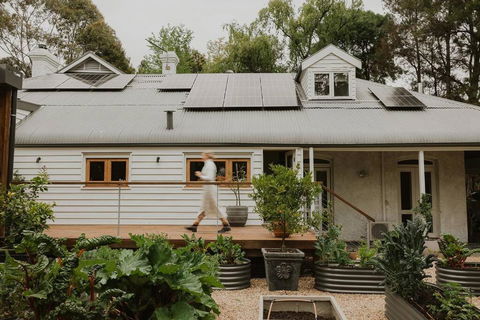 Herrings House, An Iconic Designer Nature Retreat - Accommodation Gladstone 0
