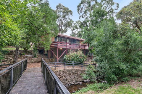 Hills Serenity W Private Creek - Accommodation Gladstone 0