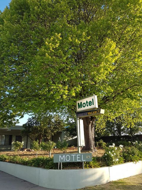 Holbrook SKYE Motel - Accommodation Gladstone 0