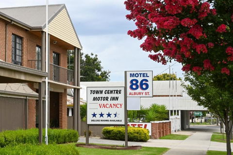 Holbrook Town Centre Motor Inn - Accommodation Gladstone 2