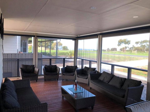 Holiday Escape Milang - Accommodation Gladstone 0