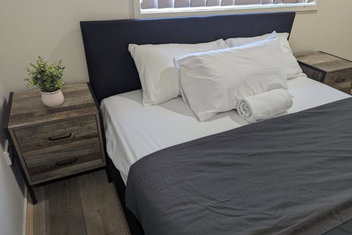 Huge Holiday Home 4Beds 2Baths In Gladstone Near Shopping Center with Accommodation Gladstone