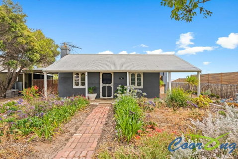 Hyde Cottage - Accommodation Gladstone 0