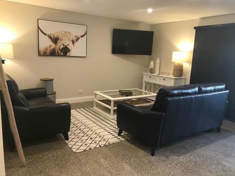 Inn Scone - Accommodation Gladstone 1