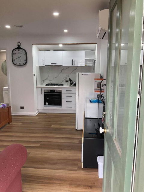 Hughesdale Private Studio - Accommodation Gladstone 3