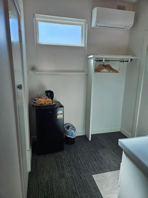 International Hotel Motel - Accommodation Gladstone 2