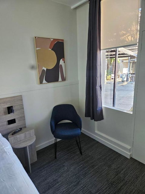 International Hotel Motel - Accommodation Gladstone 3