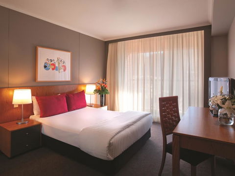 Adina Apartment Hotel Sydney Town Hall - Accommodation Gladstone 2