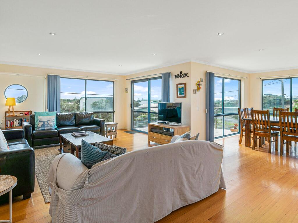 Surf Beach VIC Accommodation Gladstone