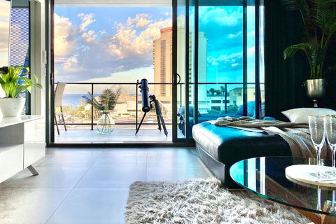 AdriaticBlu Luxe 2 Bed Apartment With Stunning Ocean Views - Accommodation Gladstone 0