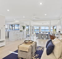 Adrift Retreat - St Georges Basin Waterfront Home - Accommodation Gladstone