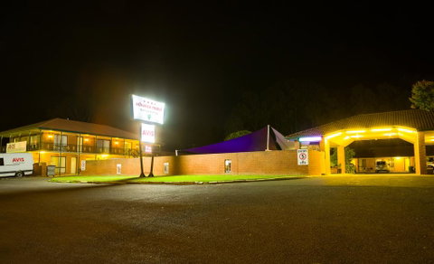 Advance Motel - Accommodation Gladstone 1